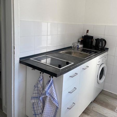 Privates Appartment Ferienwohnung Im Einfamilienhaus ดุสเซลดอร์ฟ ภายนอก รูปภาพ