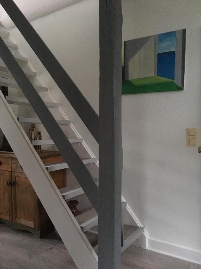 Privates Appartment Ferienwohnung Im Einfamilienhaus ดุสเซลดอร์ฟ ภายนอก รูปภาพ
